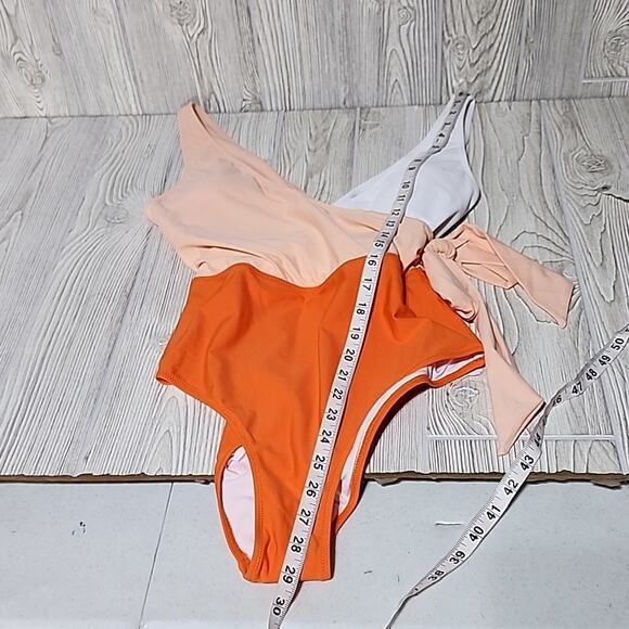 Cupshe One Piece Swimsuit, Wrap Color-Block Style, Women's Large, NWT - Picture 9 of 12